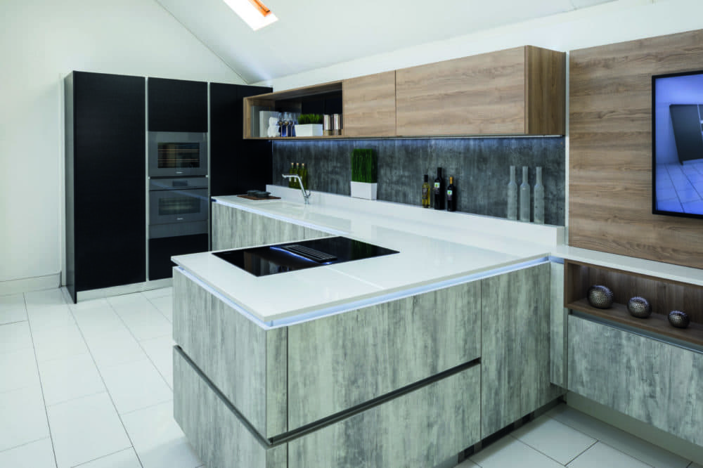 Stoneham's Latitude Handleless Kitchens