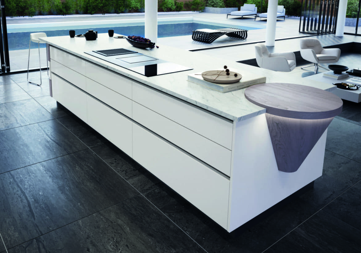 Stoneham's Latitude Handleless Kitchens