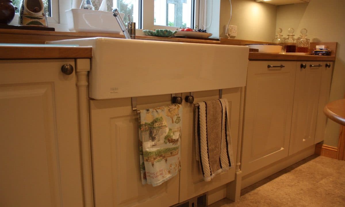 classic kitchen for a 1970s property