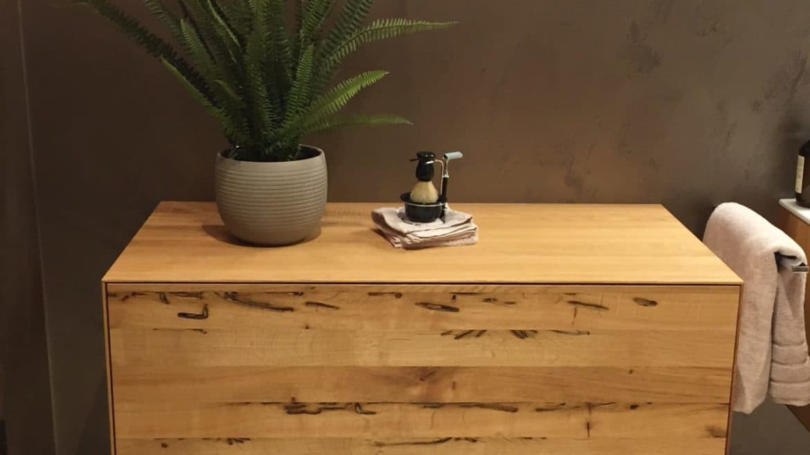 spring bathroom trends