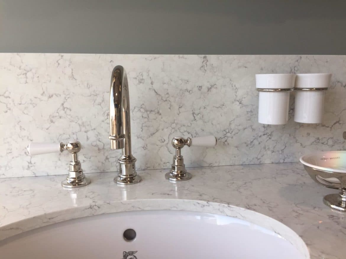 spring bathroom trends